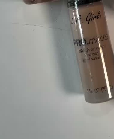 Tubo de base Pro Matte de alta definición
